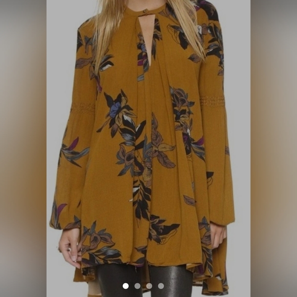 Free People Dresses & Skirts - Free People Bohemian Flowy Floral Tree Swing Dress in Amber Combo Size Small
